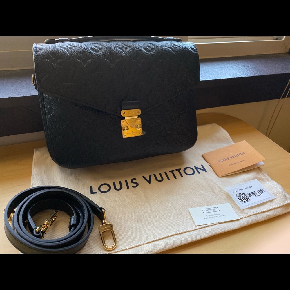 Louis Vuitton, Pochette Métis Empriente Noir